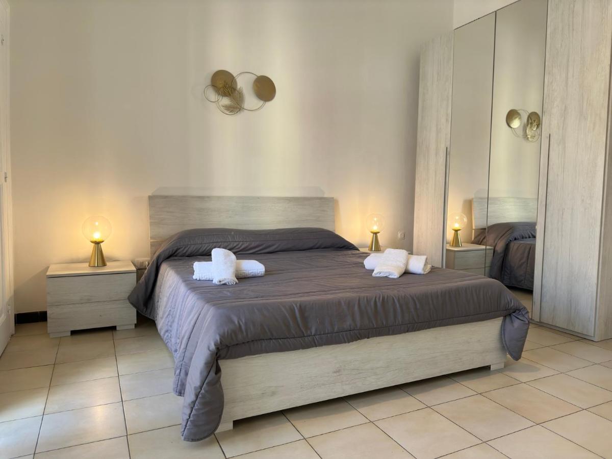 Cconforthotels Appartamento Crispi Bari Bagian luar foto